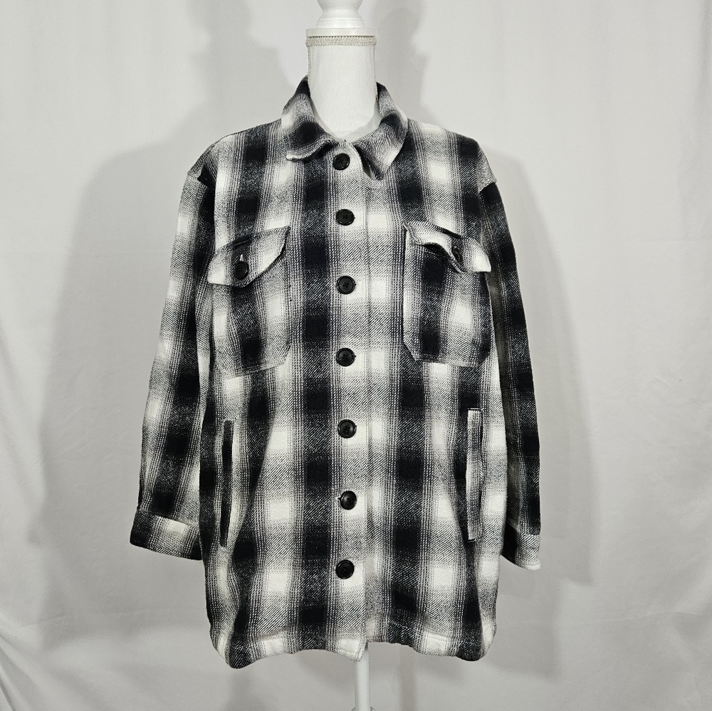 Lucky brand black white and grey flannel shacket women's size large